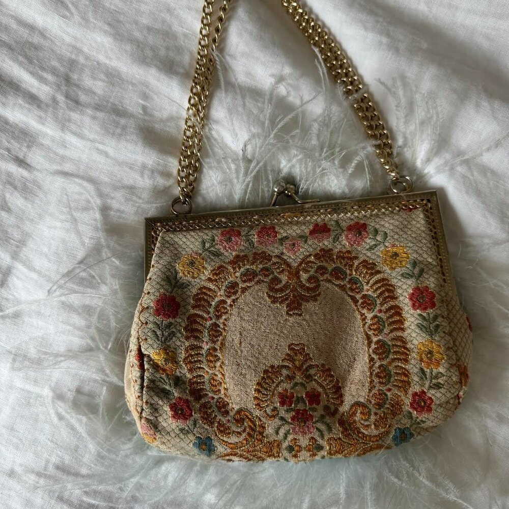 CUSTOM Dauphinette Turquoise Rambutan Cinderella Feather Bag - Picture 4 of 5
